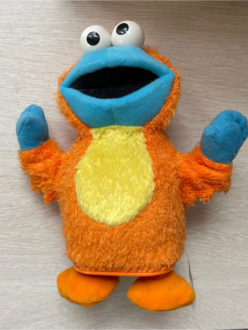Vintage 2003 Fisher Price Sesame Street Cookie Monster Chicken Dancer Toy Works
